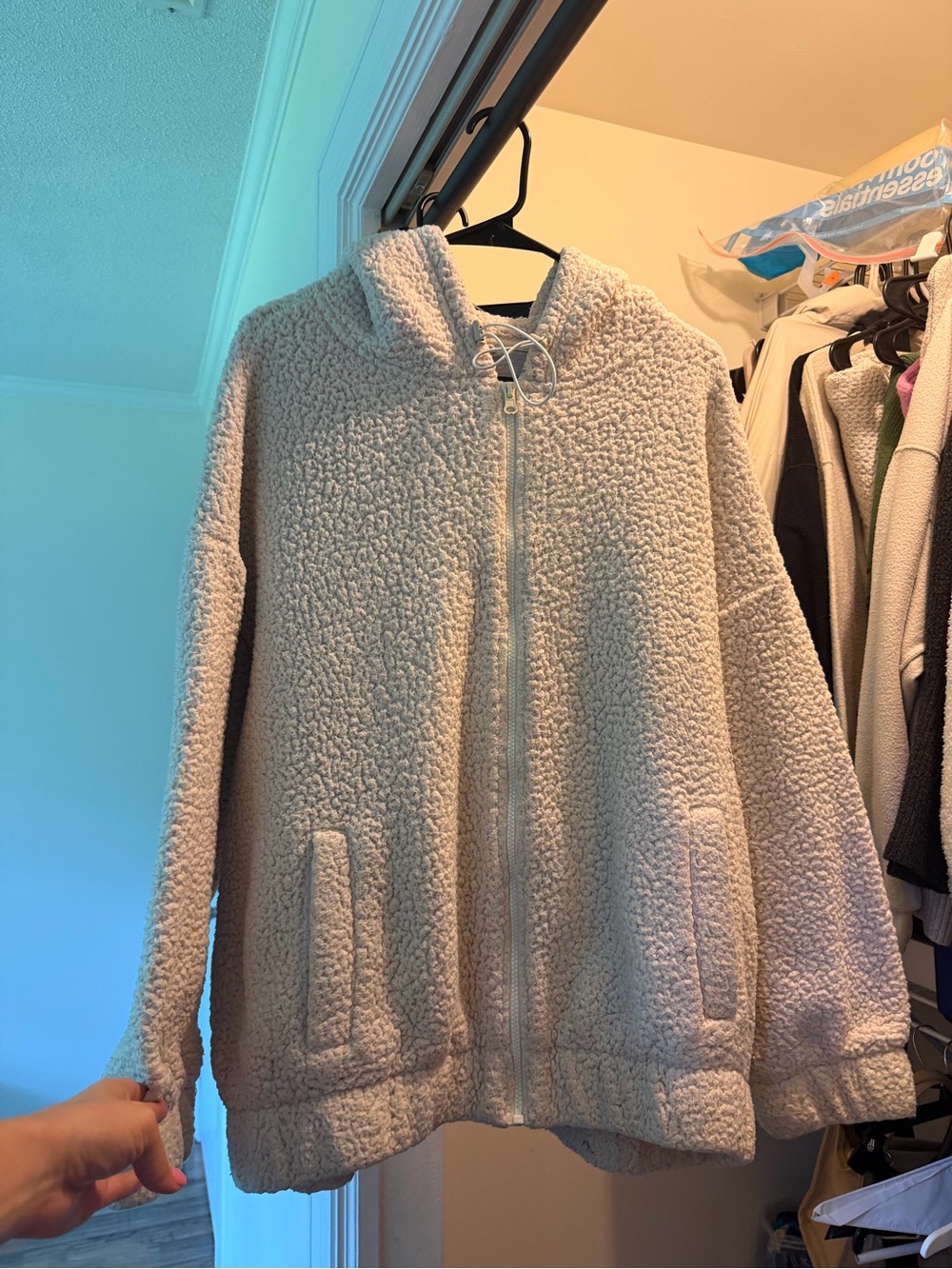 Aerie Cozy Cream Sherpa Zip-Up Hoodie Jacket